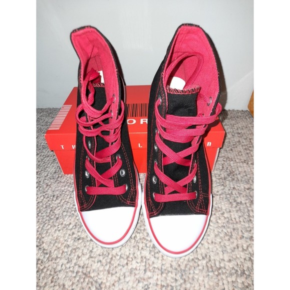 Red and Black Sport Shoes by The Collection. Size 8 fit like a 7 - Picture 4 of 6